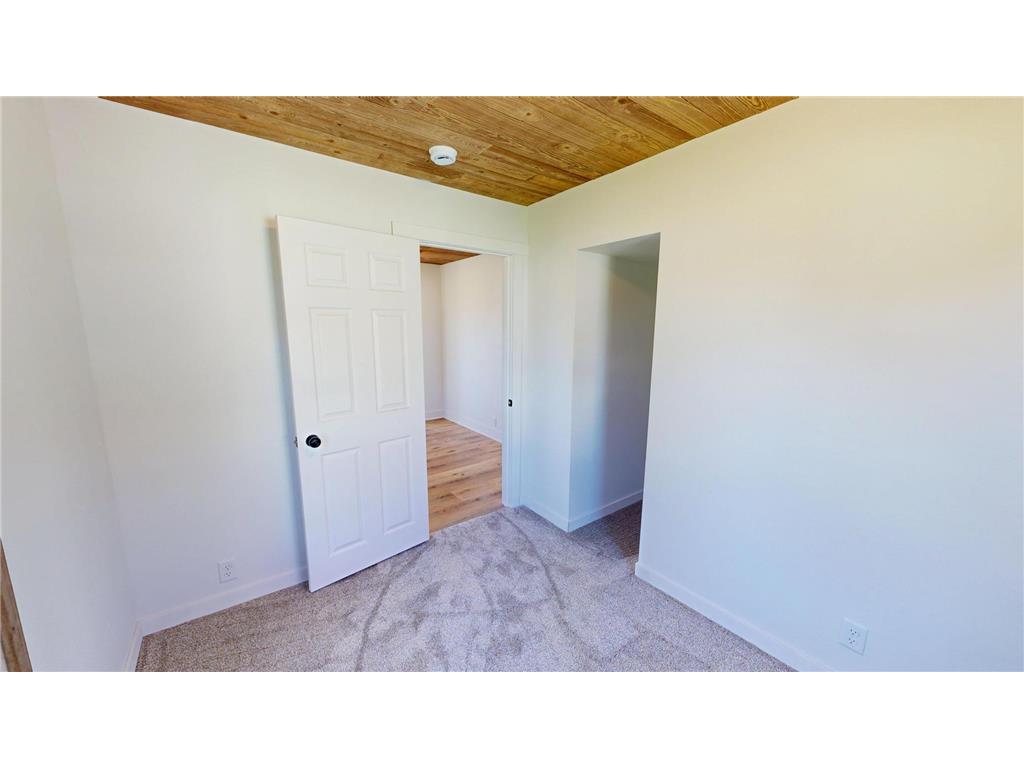 320 Dupont Avenue NW Renville MN 56284 6799642 image17