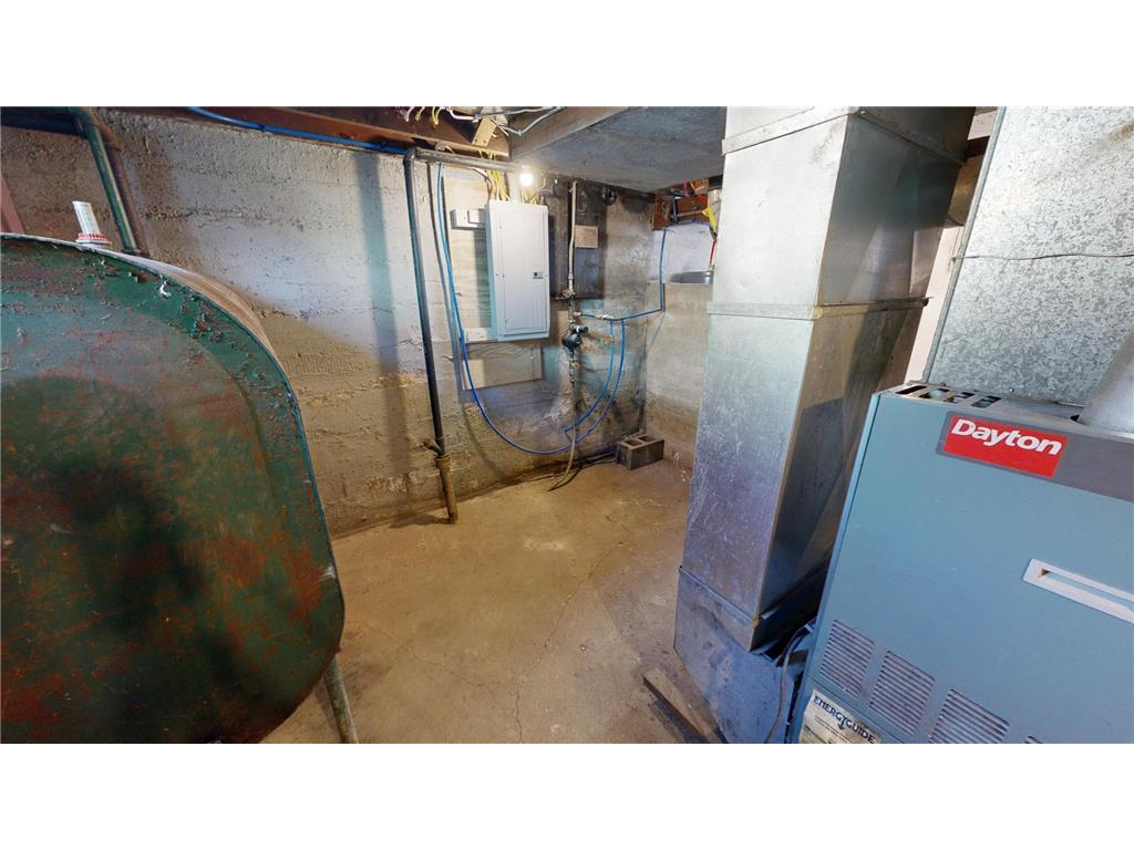 320 Dupont Avenue NW Renville MN 56284 6799642 image23