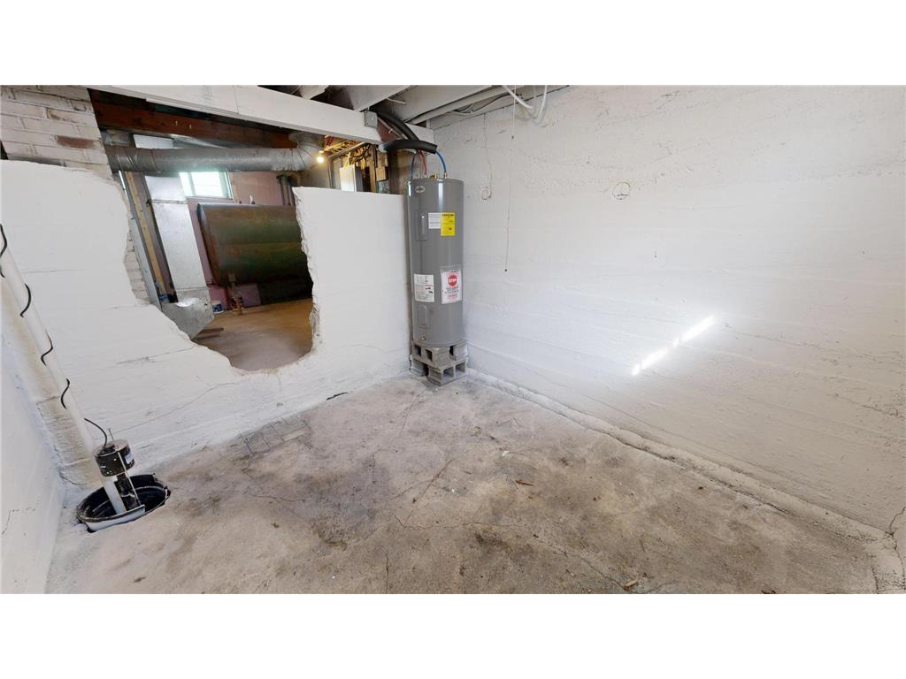 320 Dupont Avenue NW Renville MN 56284 6799642 image25