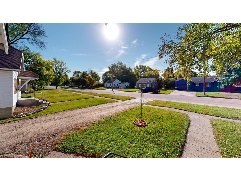 320 Dupont Avenue NW Renville MN 56284 6799642 image30