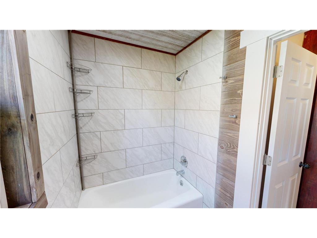 320 Dupont Avenue NW Renville MN 56284 6799642 image7