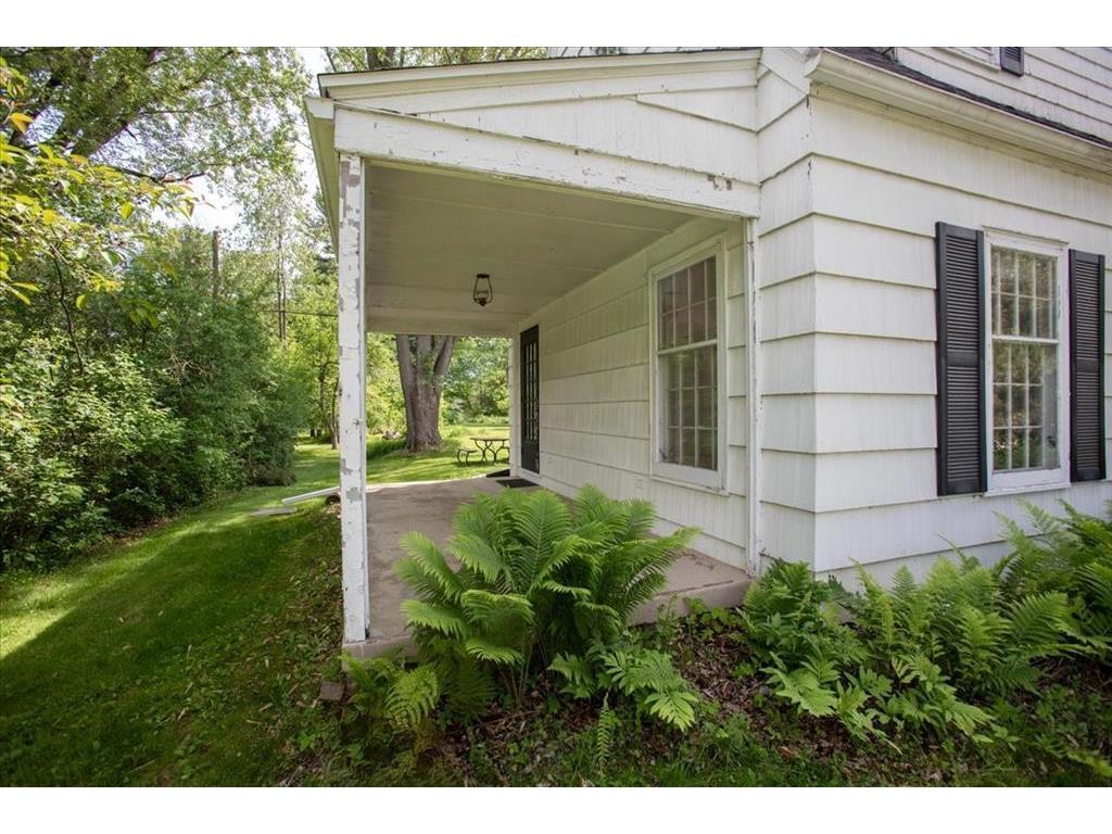 320 Elm Avenue W Menomonie WI 54751 7086063 image3