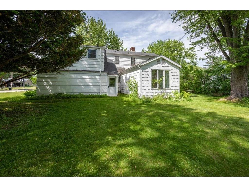 320 Elm Avenue W Menomonie WI 54751 7086063 image47