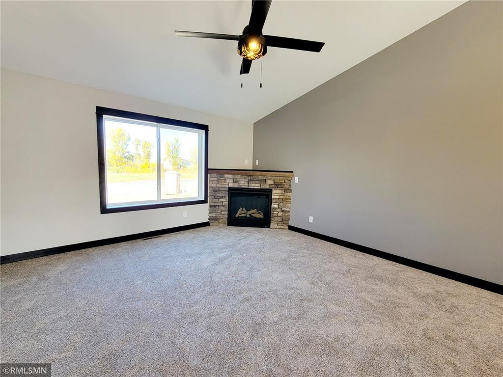 320 Falcon Run Eagle Lake MN 56024 6822293 image10