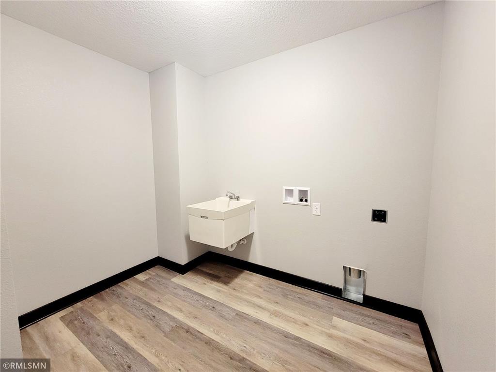 320 Falcon Run Eagle Lake MN 56024 6822293 image13