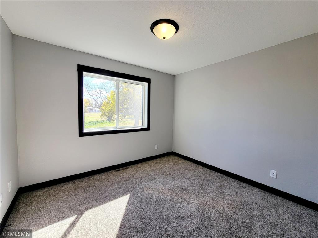 320 Falcon Run Eagle Lake MN 56024 6822293 image16