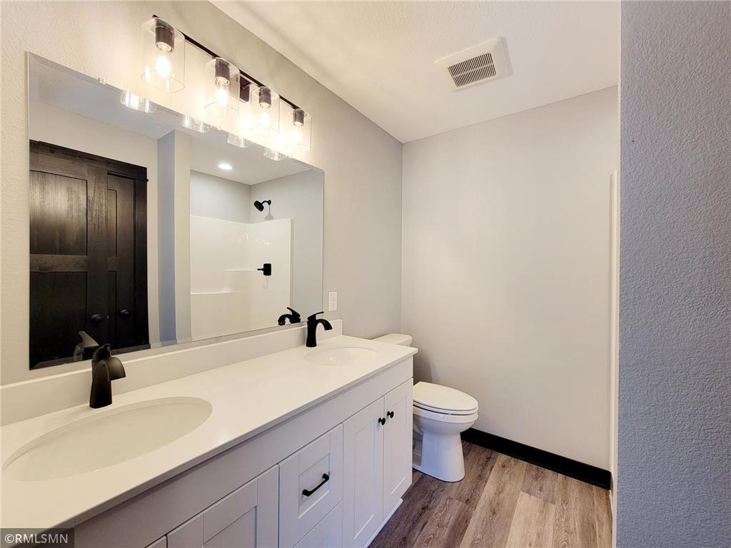 320 Falcon Run Eagle Lake MN 56024 6822293 image22