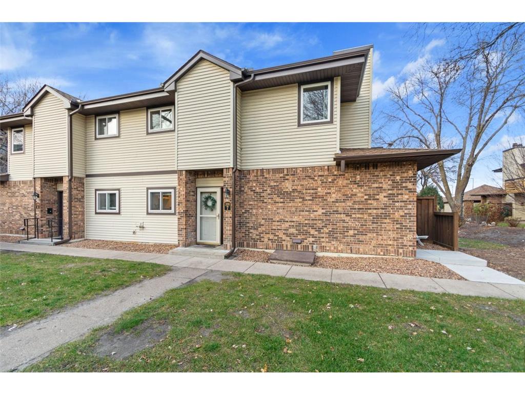 320 Ford Road #7 Saint Louis Park MN 55426 6492931 image1