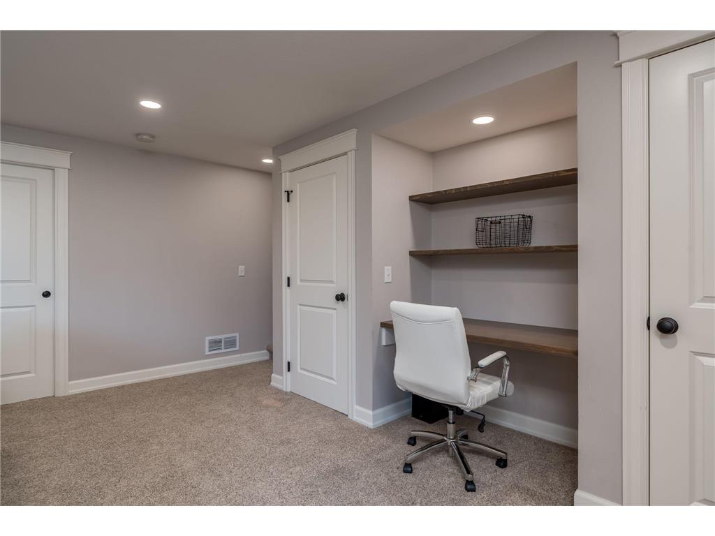 320 Grovebrook Court Mankato MN 56001 6787617 image25