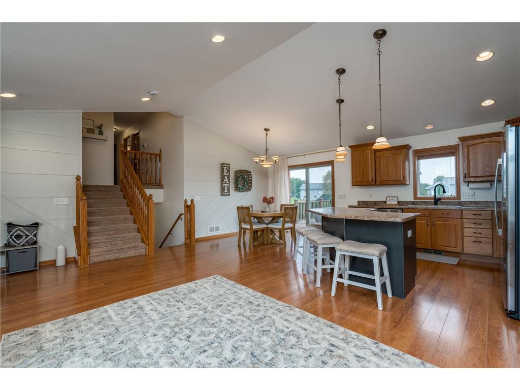 320 Grovebrook Court Mankato MN 56001 6787617 image5