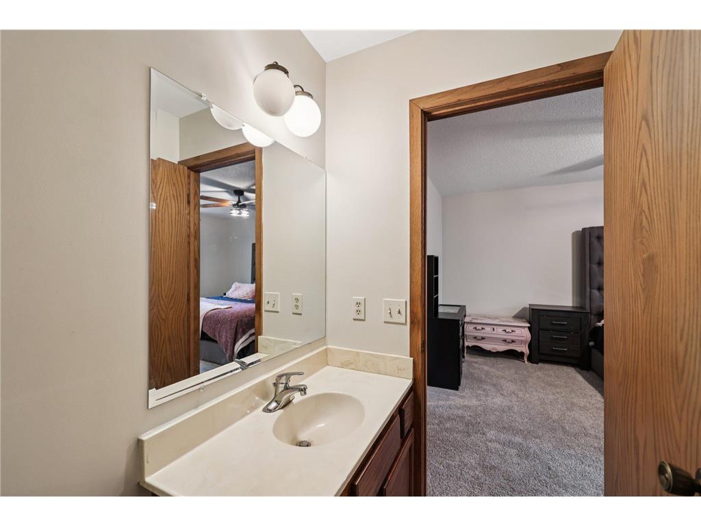 320 Karen Lane NE Columbia Heights MN 55421 6807654 image15