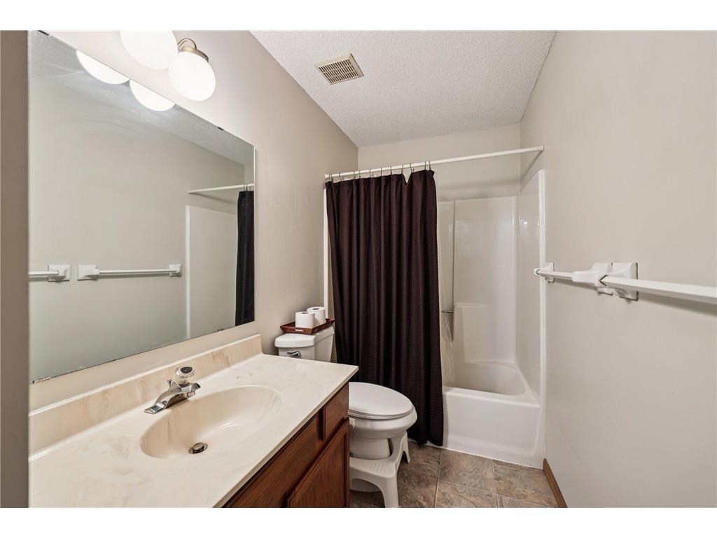 320 Karen Lane NE Columbia Heights MN 55421 6807654 image19