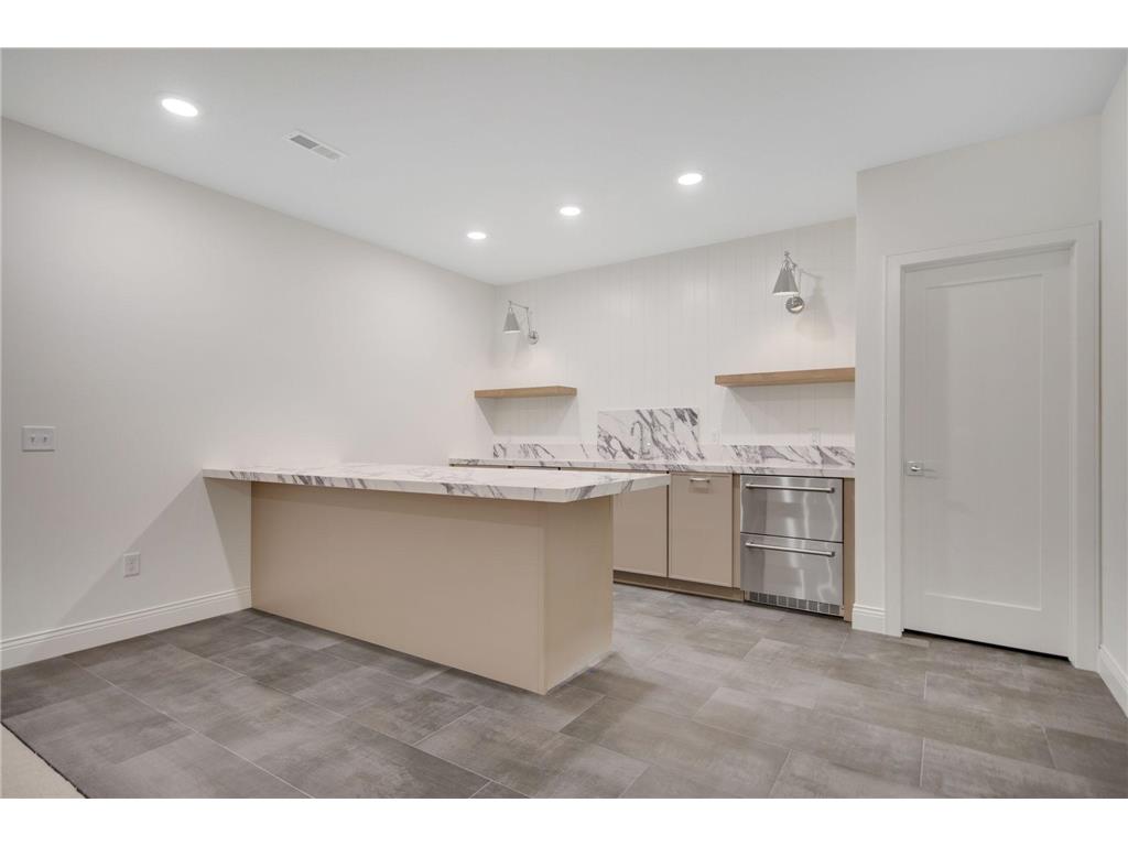 320 Laurel Curve Golden Valley MN 55426 7023920 image25