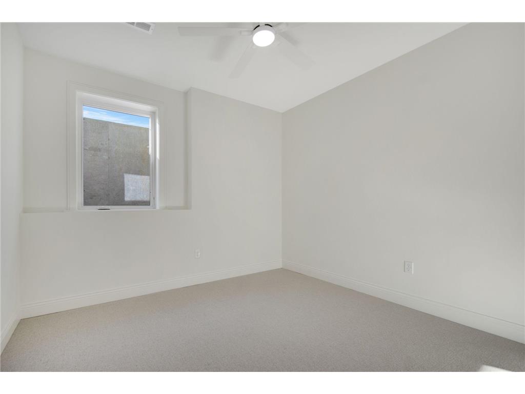 320 Laurel Curve Golden Valley MN 55426 7023920 image29