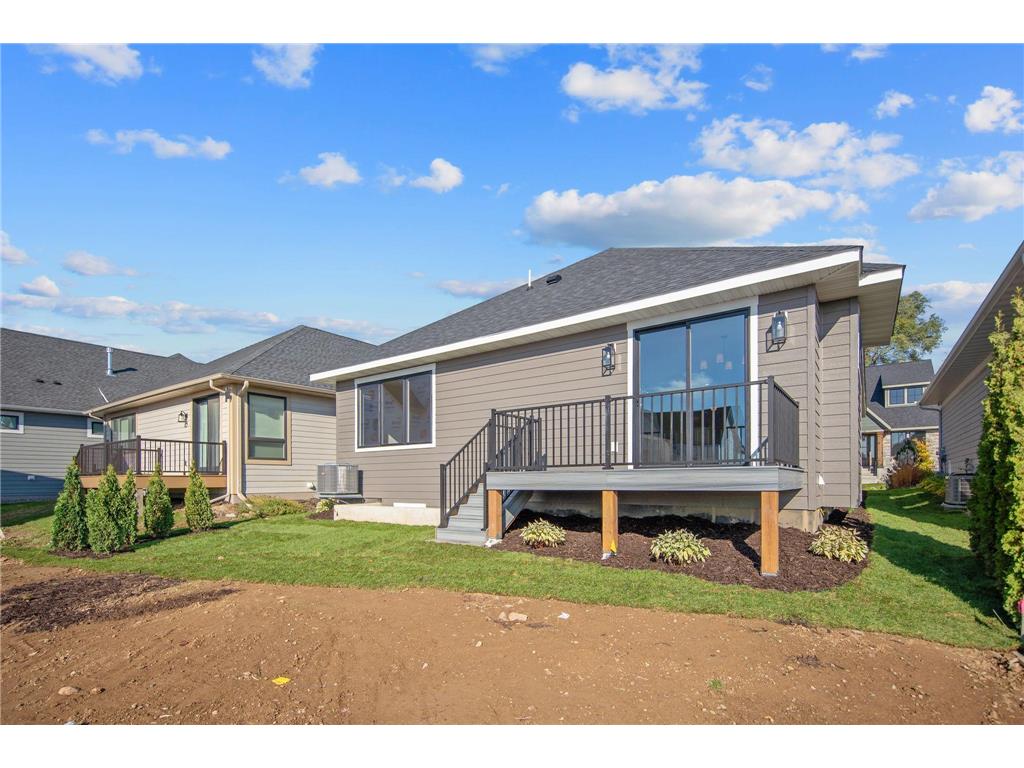 320 Laurel Curve Golden Valley MN 55426 7023920 image32