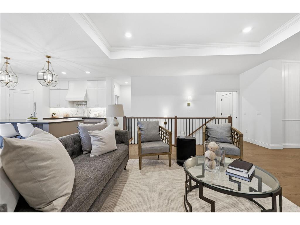 320 Laurel Curve Golden Valley MN 55426 7023920 image4