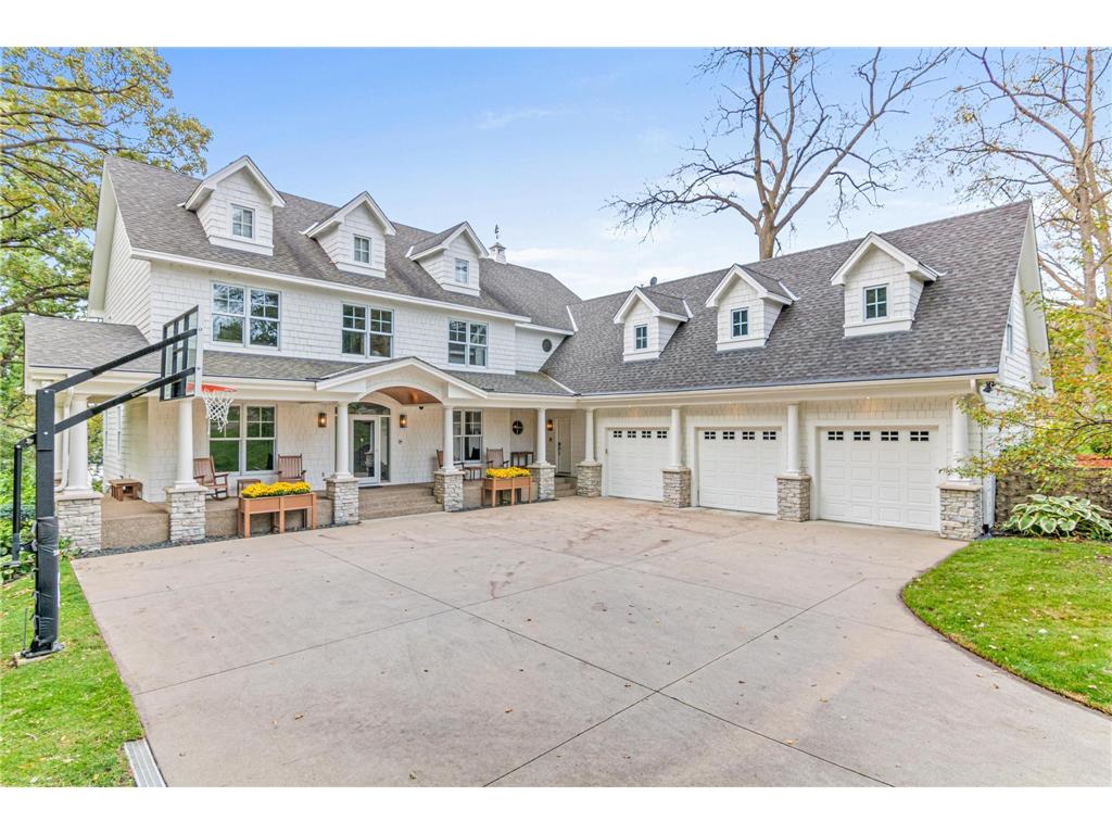 320 Mccarrons Boulevard N Roseville MN 55113 - McCarron 6605166 image1