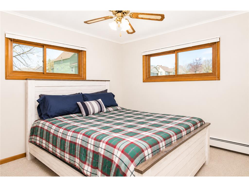 320 Michigan Avenue W Gilbert MN 55741 7075000 image10