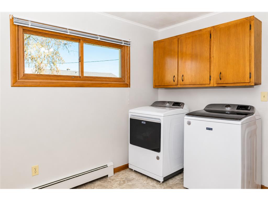 320 Michigan Avenue W Gilbert MN 55741 7075000 image11