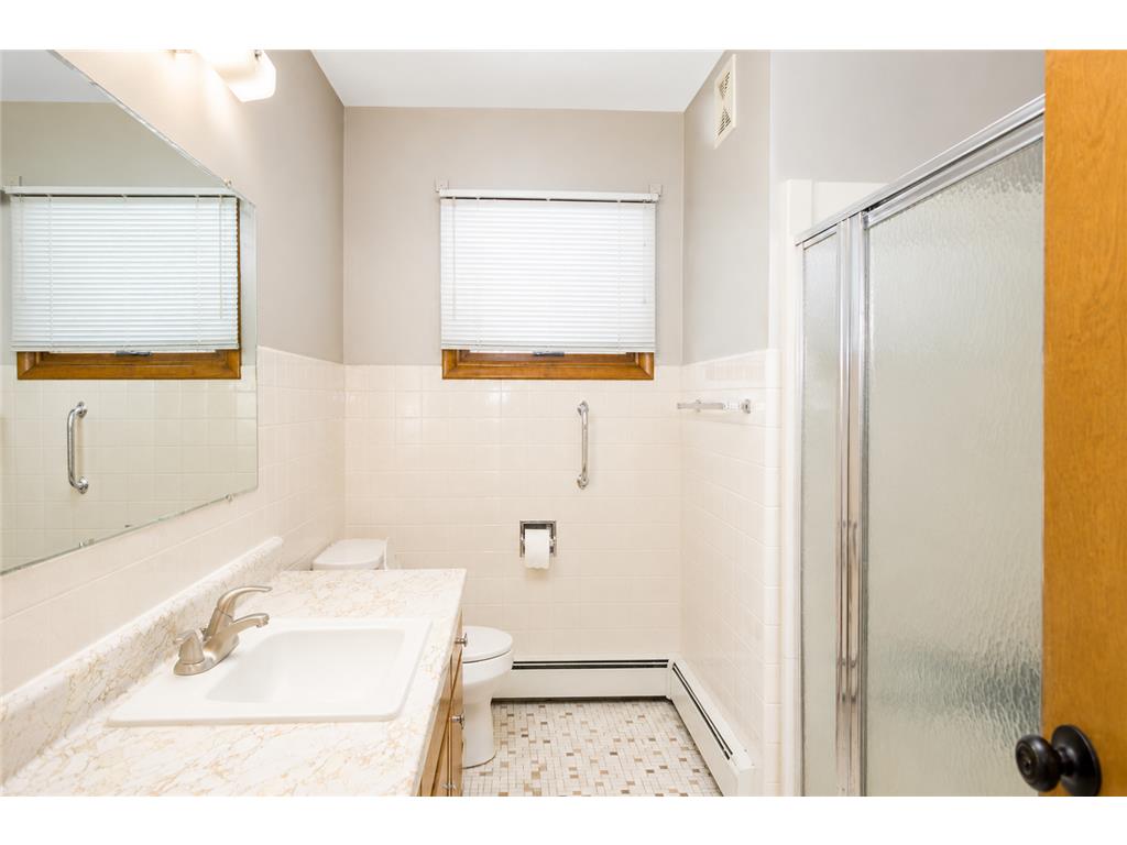 320 Michigan Avenue W Gilbert MN 55741 7075000 image12