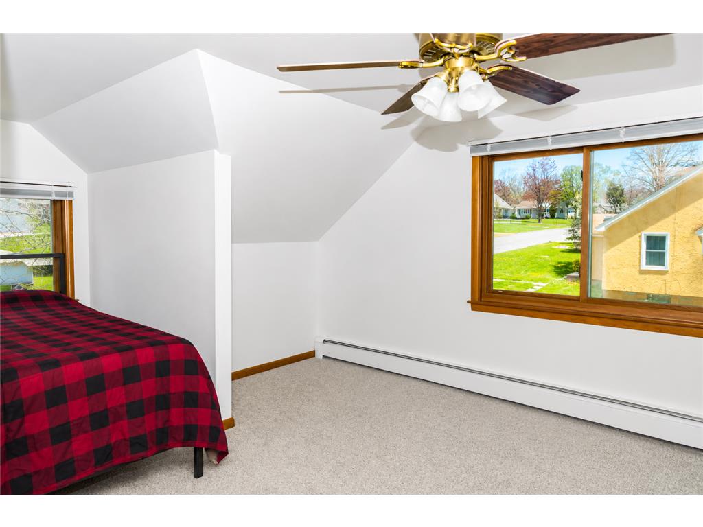 320 Michigan Avenue W Gilbert MN 55741 7075000 image17