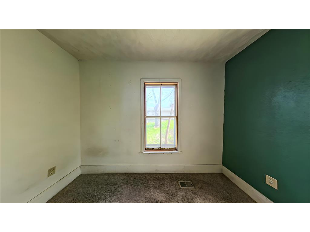 320 N 3rd Street Le Sueur MN 56058 7100085 image10