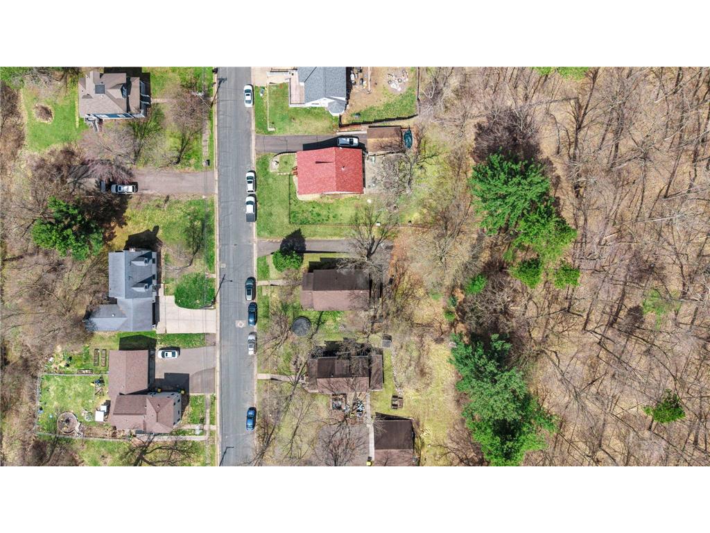 320 S Adams Street Saint Croix Falls WI 54024 7059101 image39