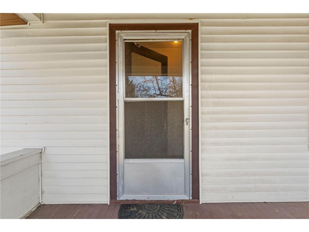 320 S Adams Street Saint Croix Falls WI 54024 7059101 image8