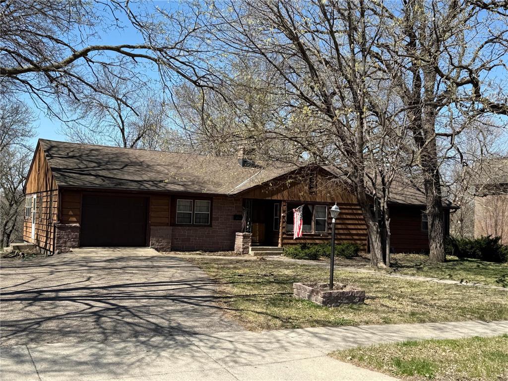 320 S Minnesota Street Redwood Falls MN 56283 - Redwood 7058927 image1