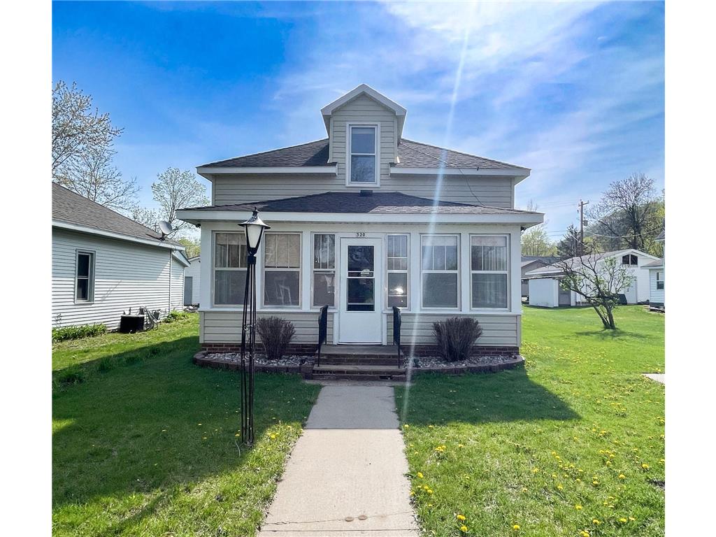 320 S Scott Street Elmwood WI 54740 6368537 image1