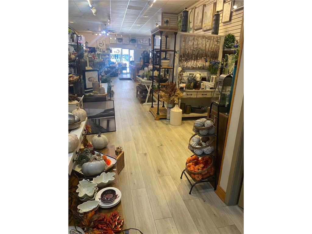 320 W 3rd Street Red Wing MN 55066 6759830 image2