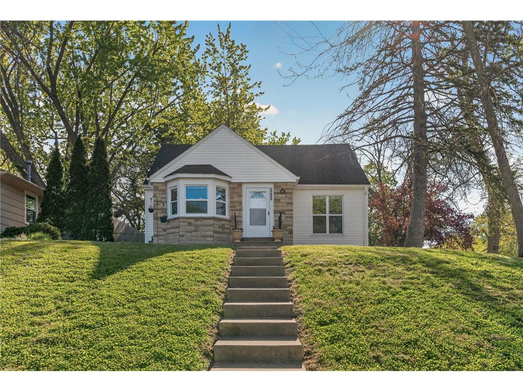 3200 Ewing Avenue N Robbinsdale MN 55422 7068832 image5