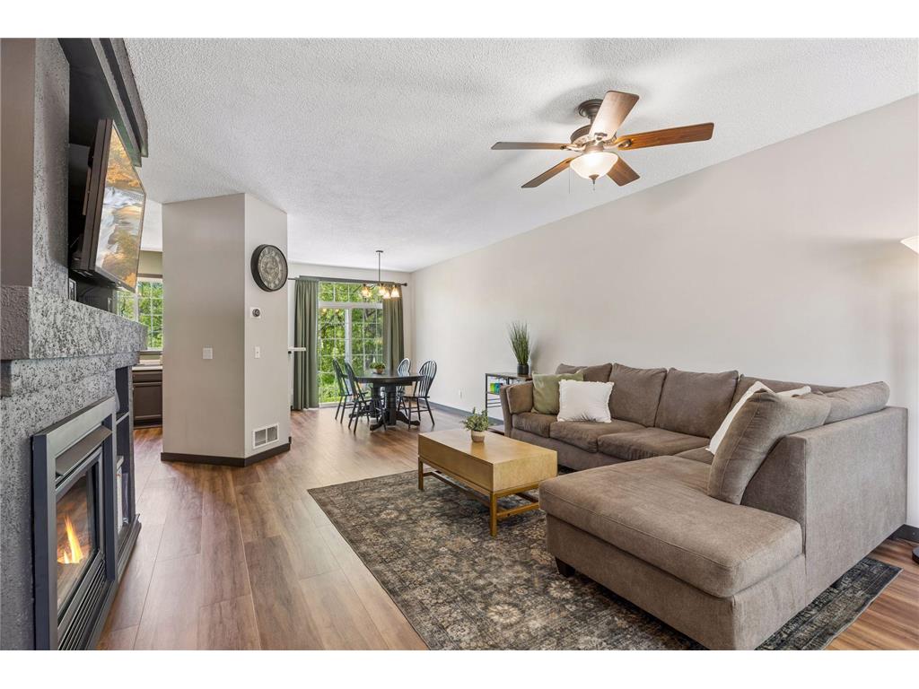 3200 Juniper Circle #C Woodbury MN 55125 7080522 image6