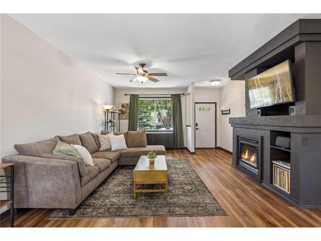3200 Juniper Circle #C Woodbury MN 55125 7080522 image8