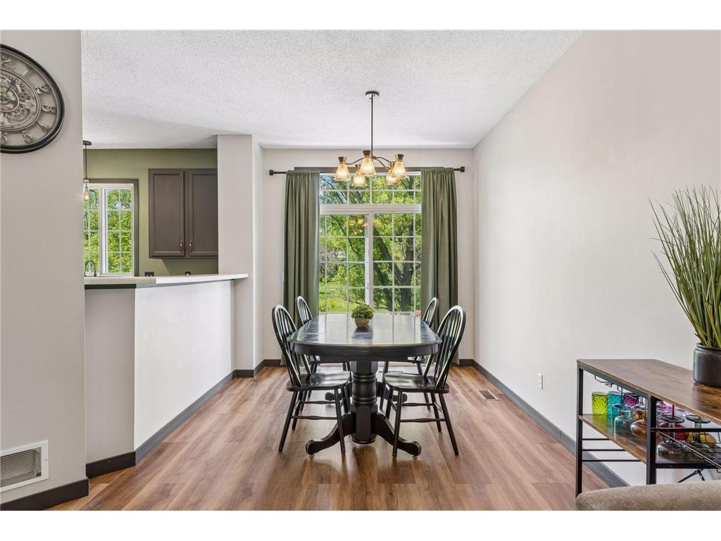 3200 Juniper Circle #C Woodbury MN 55125 7080522 image9