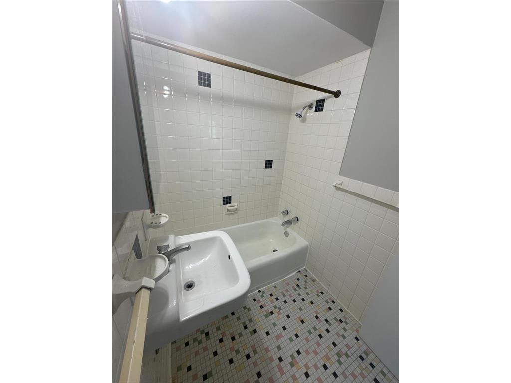 3200 Minnehaha Avenue Minneapolis MN 55406 7002440 image18