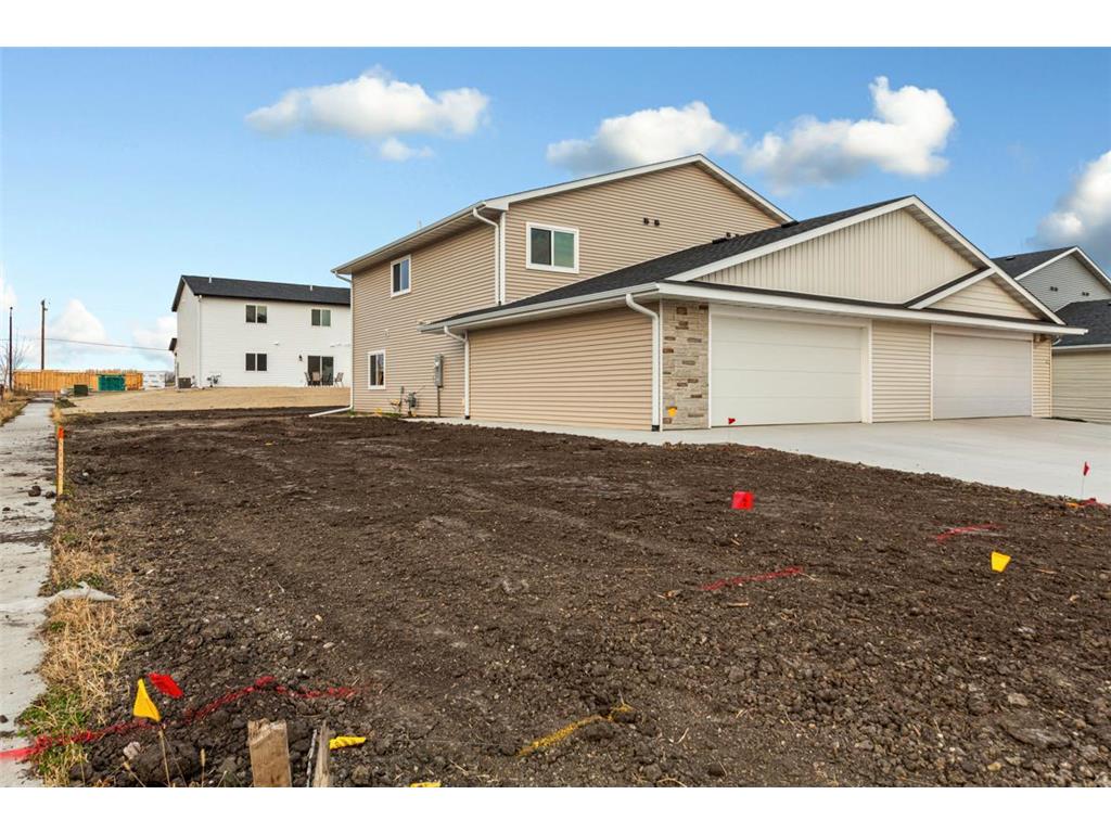 3200 Noble Drive Mankato MN 56001 6821282 image1