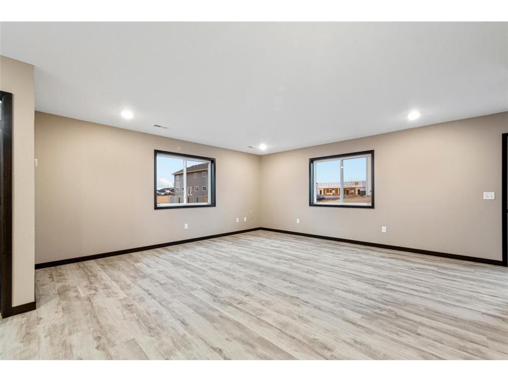 3200 Noble Drive Mankato MN 56001 6821282 image14