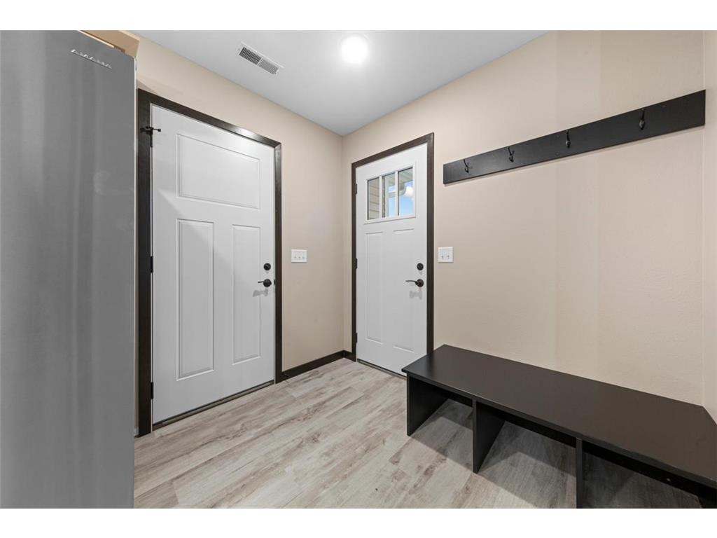 3200 Noble Drive Mankato MN 56001 6821282 image5