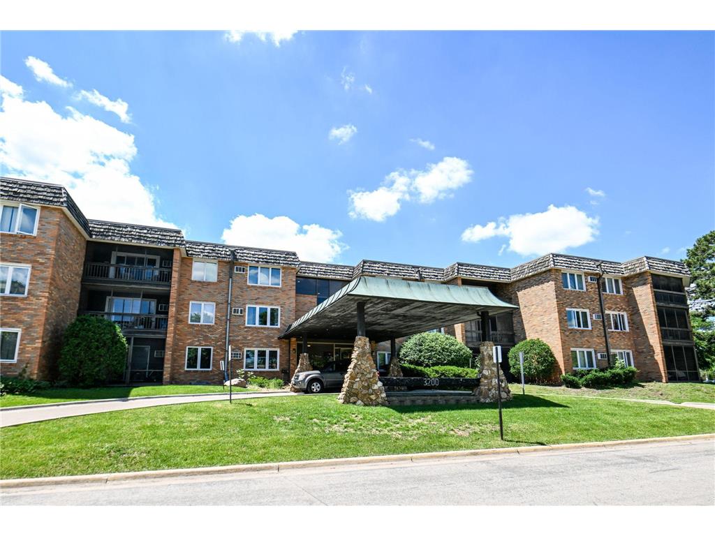3200 Virginia Avenue S #304 Saint Louis Park MN 55426 6803485 image1