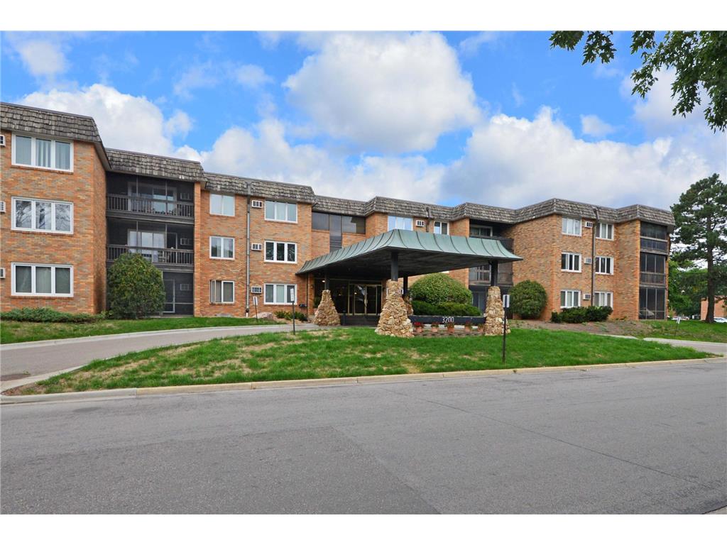 3200 Virginia Avenue S 312, Saint Louis Park, MN, 55426 MLS 6254821