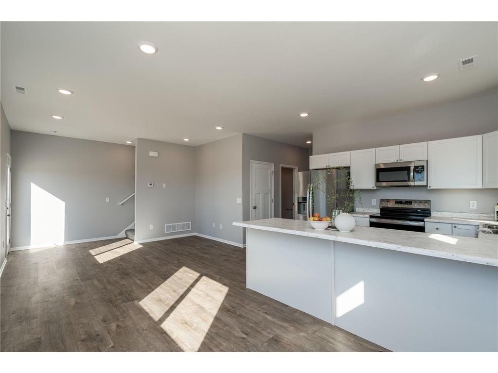3201 & 3203 Noble Drive Mankato MN 56001 7015986 image11