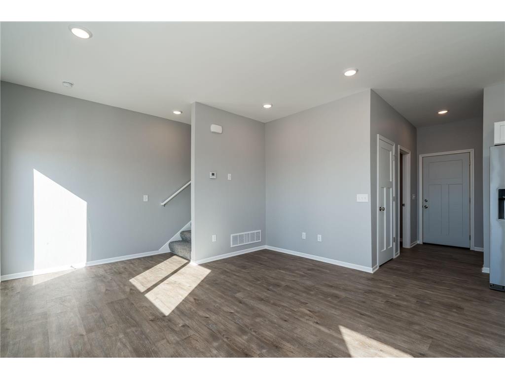 3201 & 3203 Noble Drive Mankato MN 56001 7015986 image13