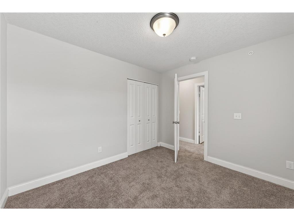 3201 Countryside Court #B Woodbury MN 55129 7070760 image17