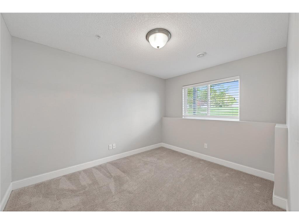 3201 Countryside Court #B Woodbury MN 55129 7070760 image24