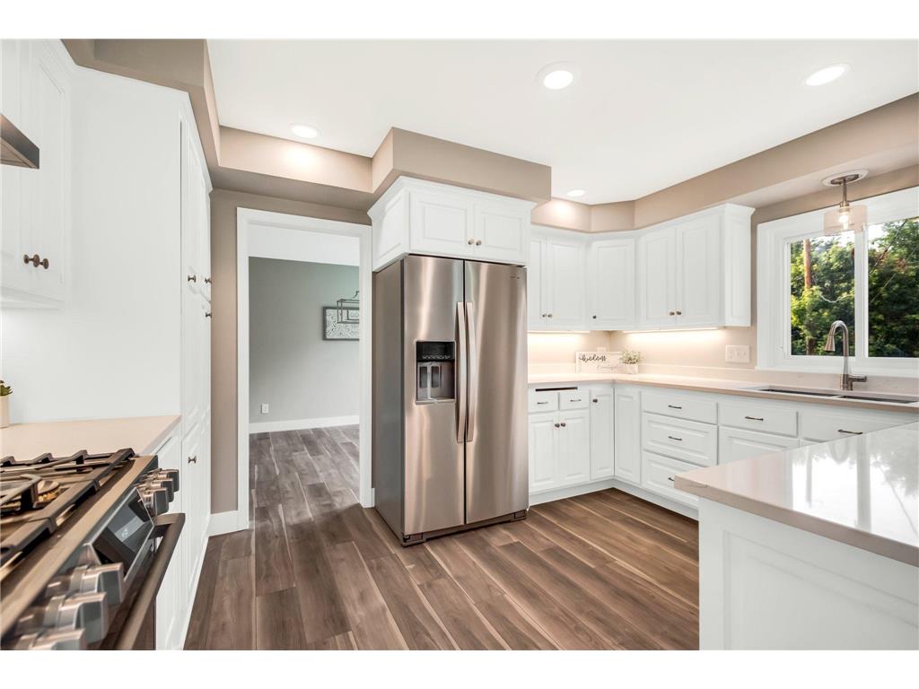 3201 Hilldale Avenue NE Saint Anthony MN 55418 6405303 image1