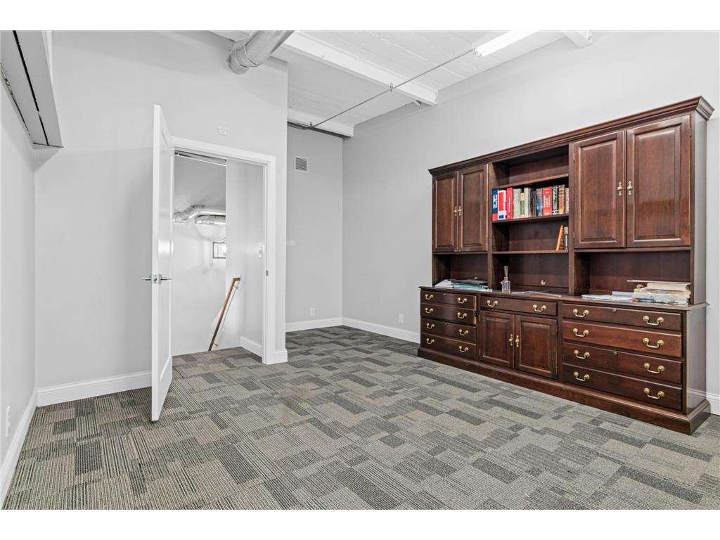 3201 N 3rd Street Minneapolis MN 55412 7031402 image22