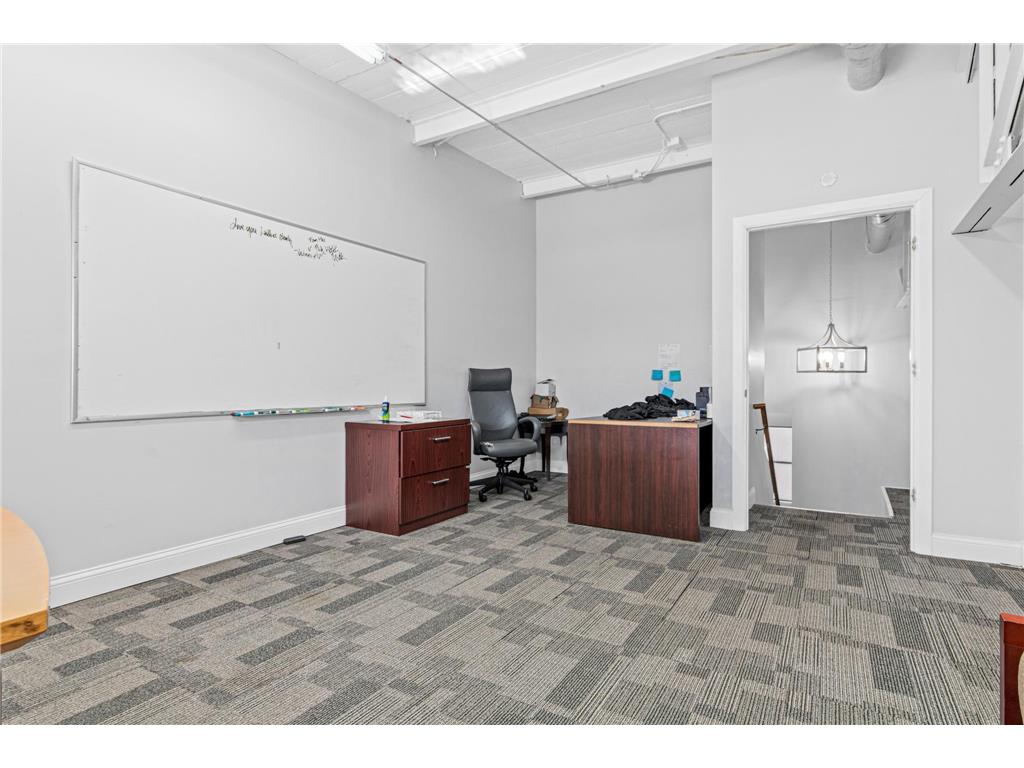 3201 N 3rd Street Minneapolis MN 55412 7031402 image24
