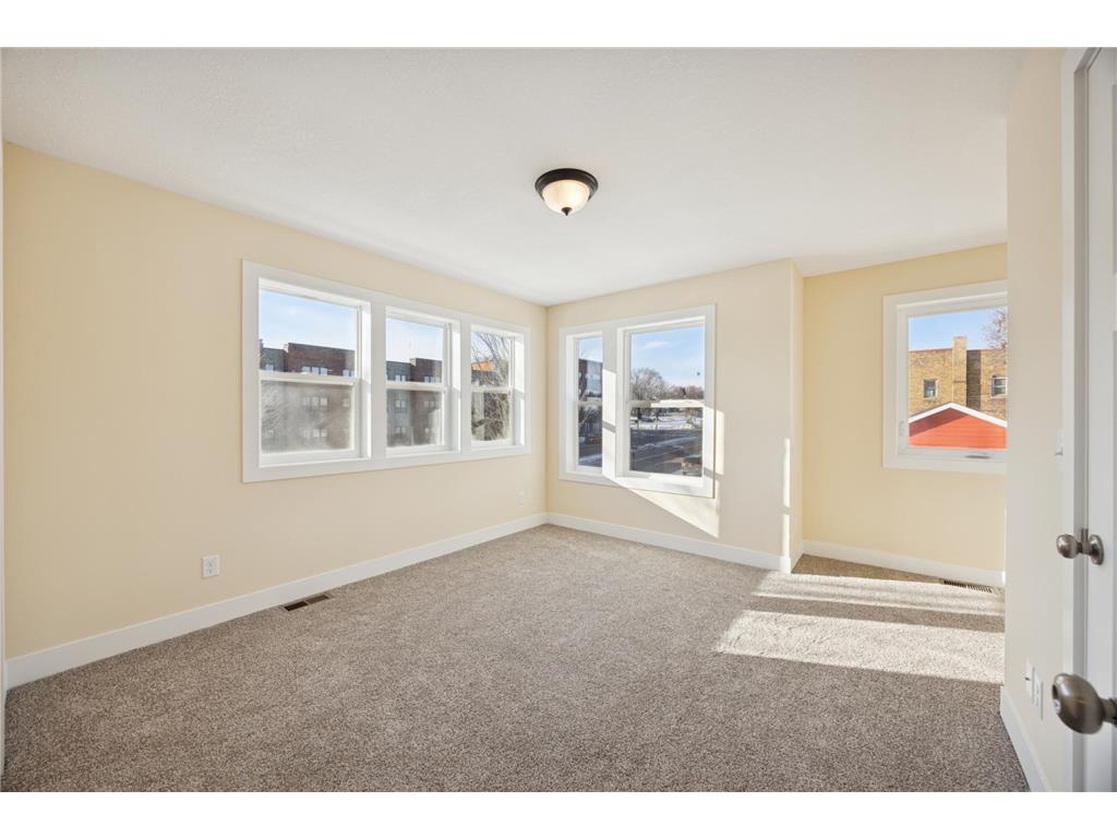 3201 N 6th Street Minneapolis MN 55412 7005981 image13