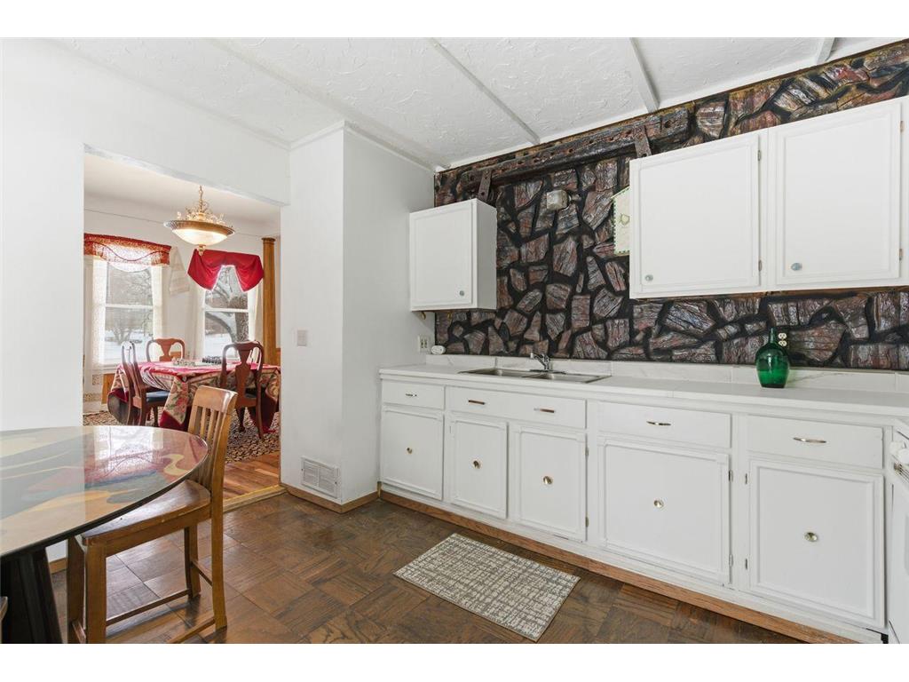 3202 N 6th Street Minneapolis MN 55412 7065018 image8